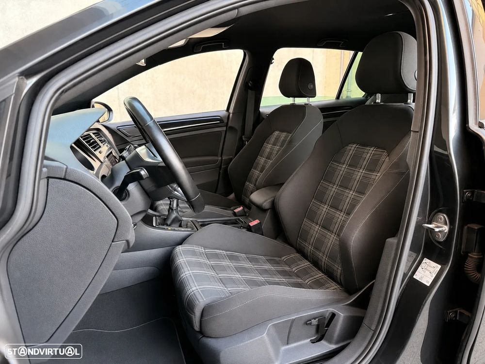 VW Golf 2.0 TDI GTD - 15