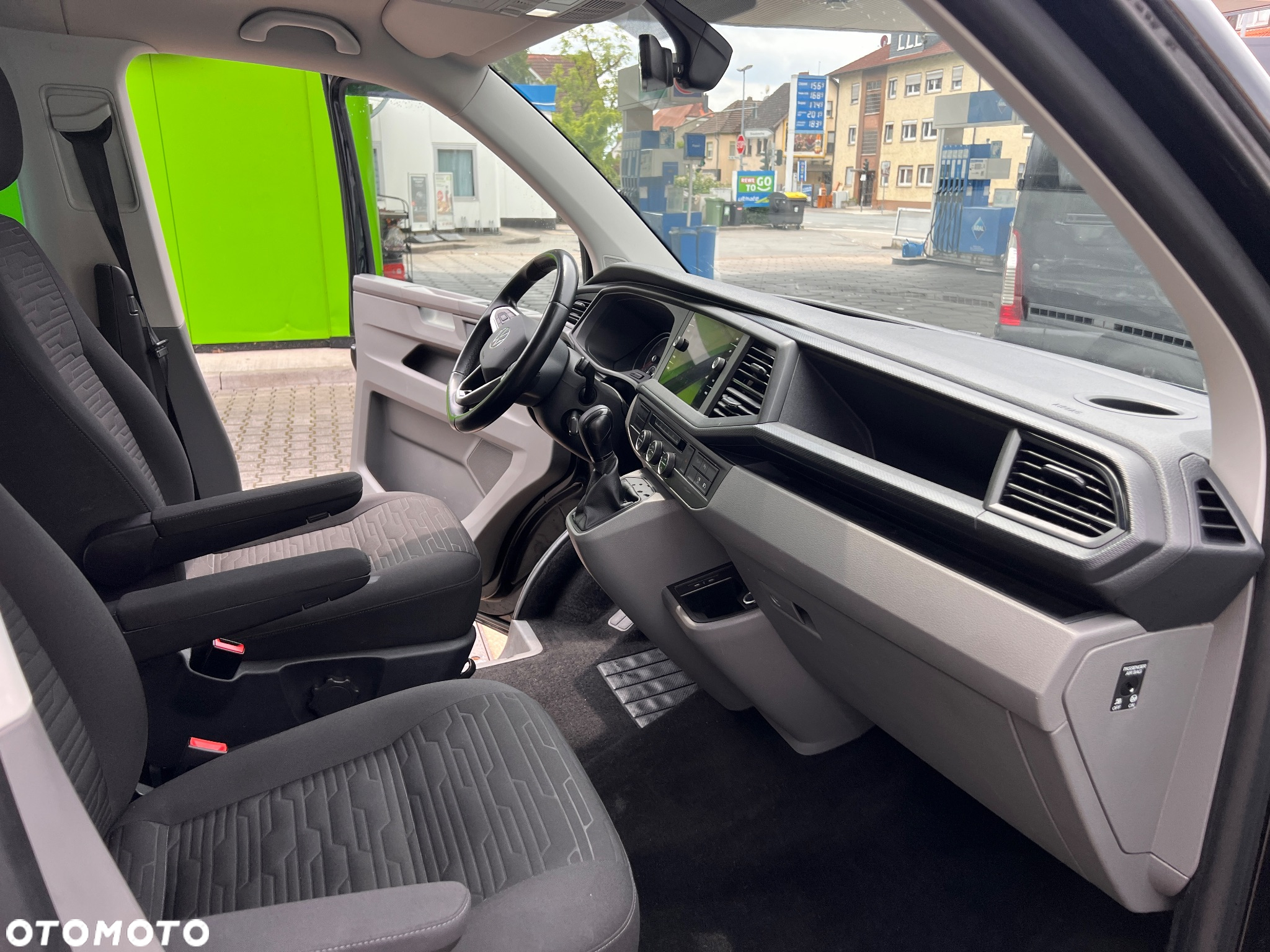 Volkswagen Caravelle 6.1 2.0 TDI L1 Comfortline DSG - 7