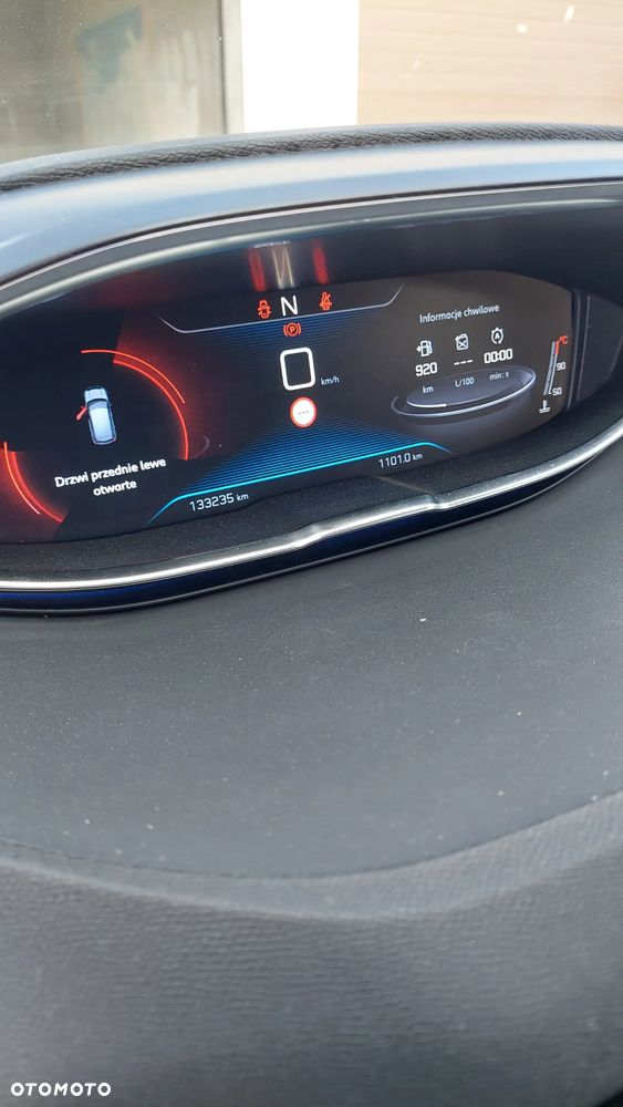 Peugeot 3008 BlueHDi 180 Stop & Start EAT8 GT - 9