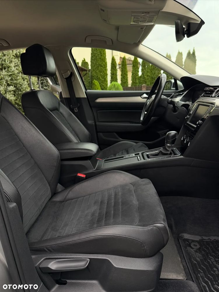 Volkswagen Passat - 15