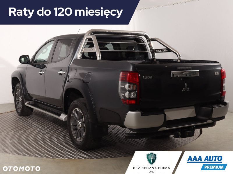 Mitsubishi L200 - 6