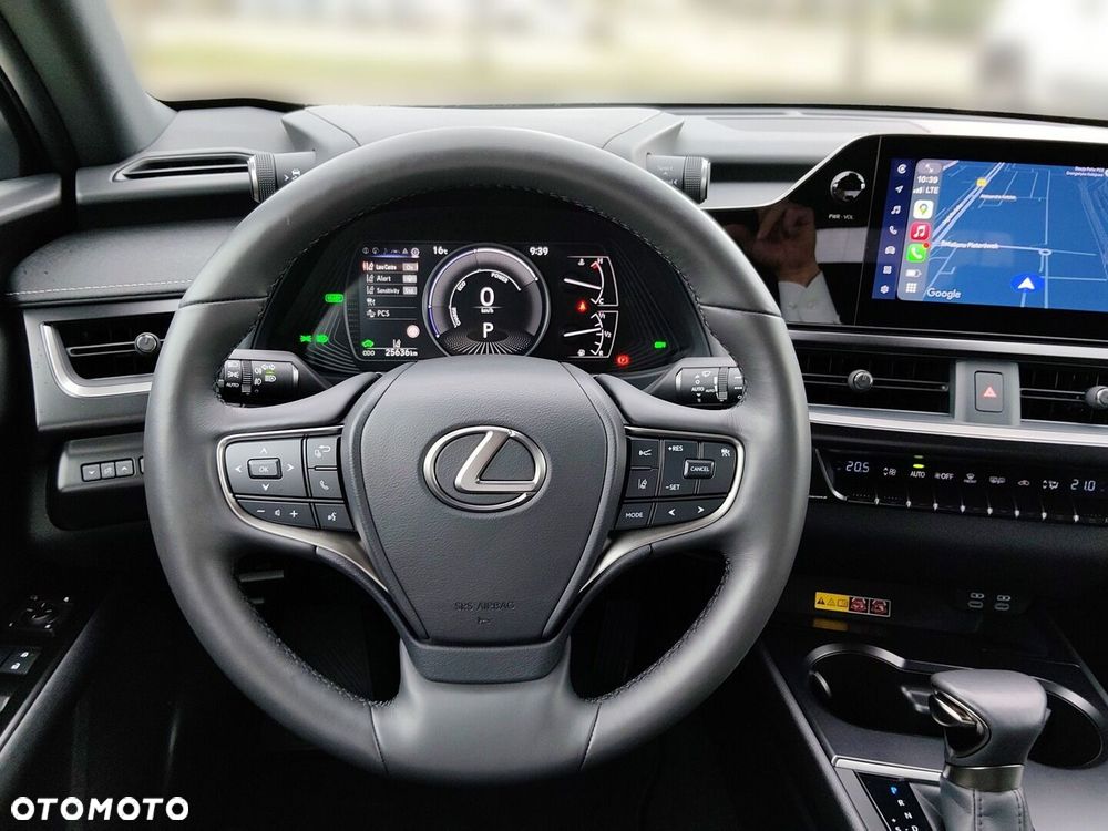 Lexus UX 250h GPF Business 2WD - 17