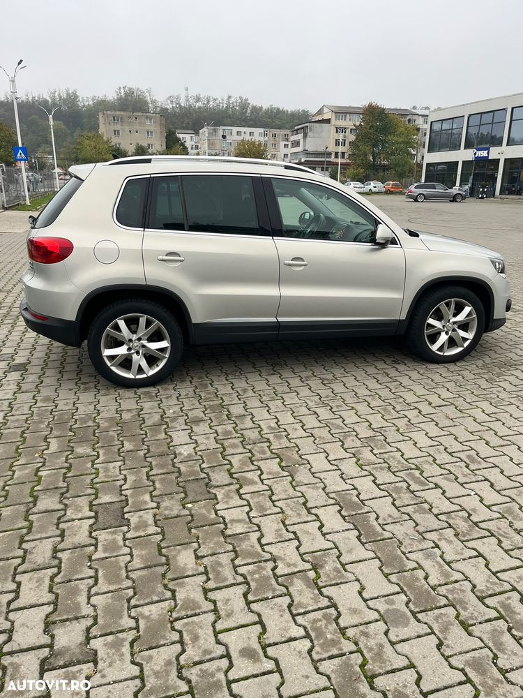 Volkswagen Tiguan - 5