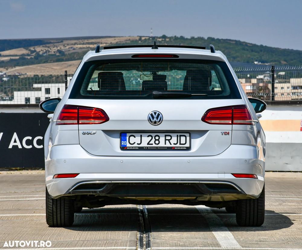 Volkswagen Golf 1.6 TDI Comfortline - 2