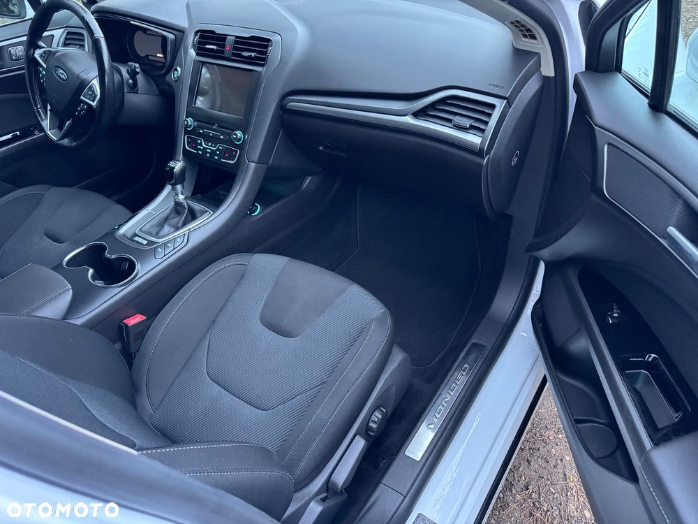 Ford Mondeo - 15