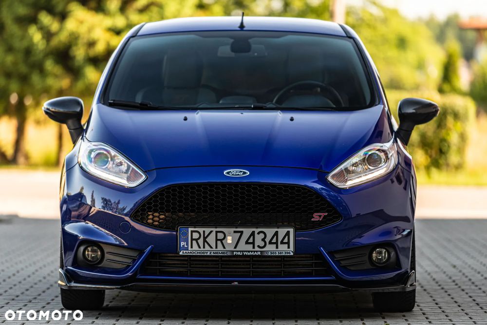 Ford Fiesta 1.6 EcoBoost ST - 14