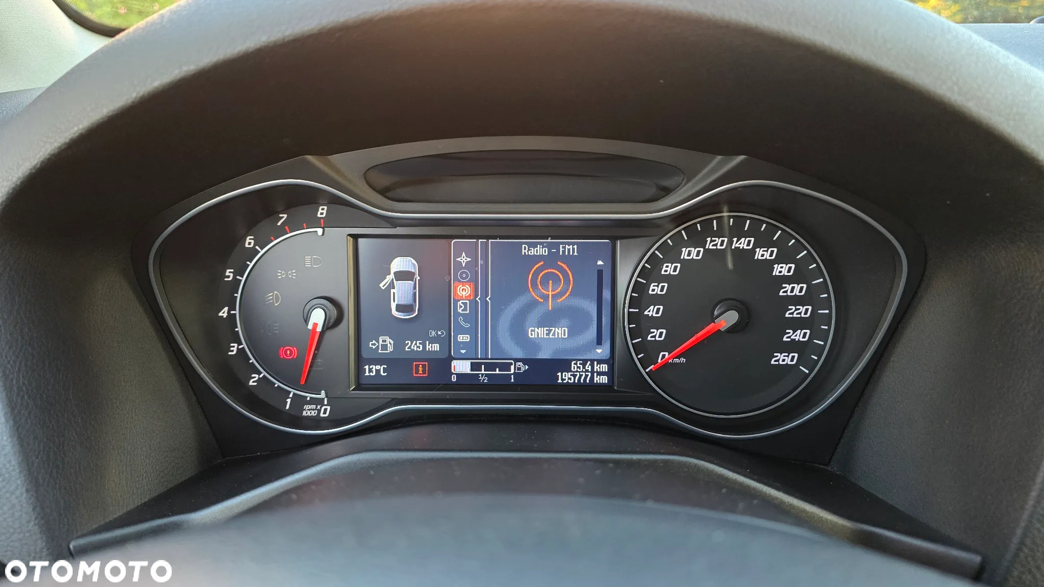Ford Mondeo - 22