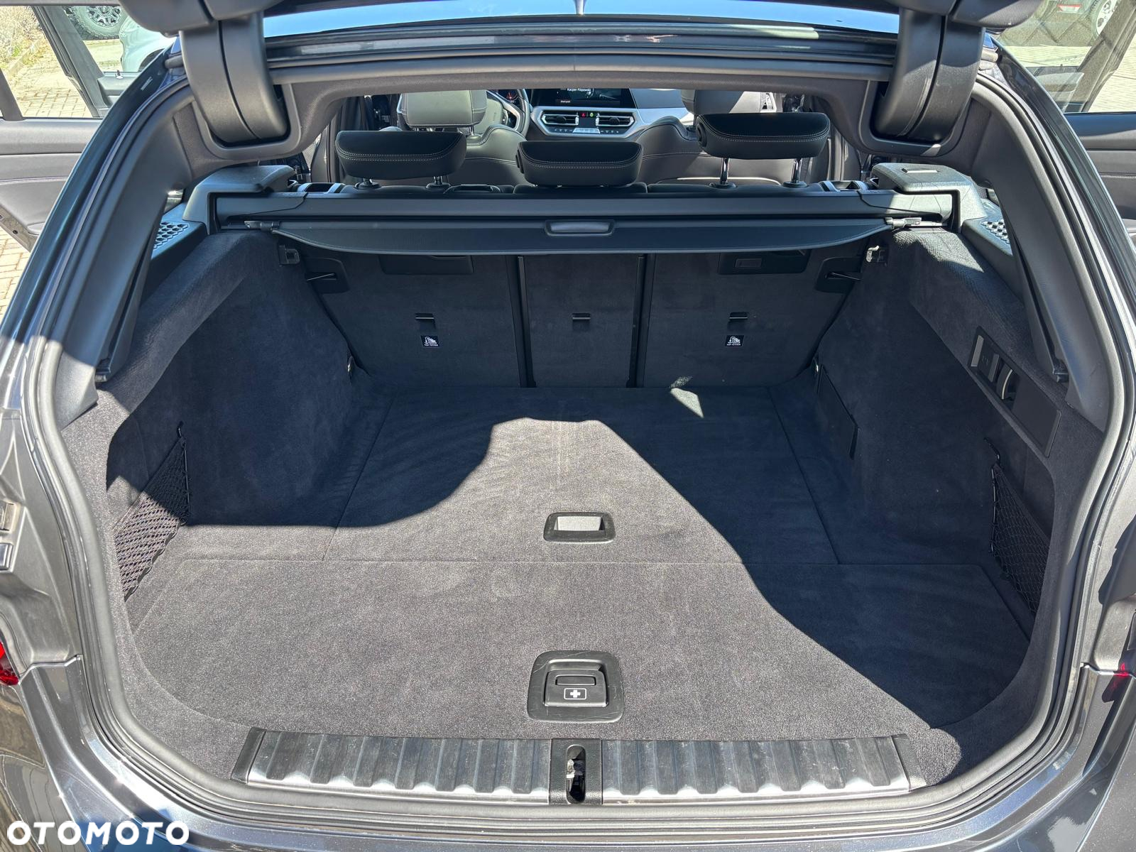BMW Seria 3 320d Touring - 18