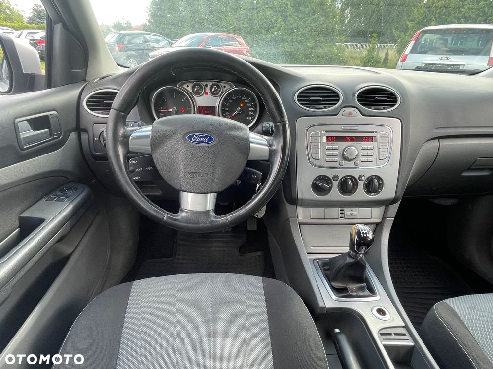 Ford Focus 1.6 TDCi DPF Silver Magic - 9