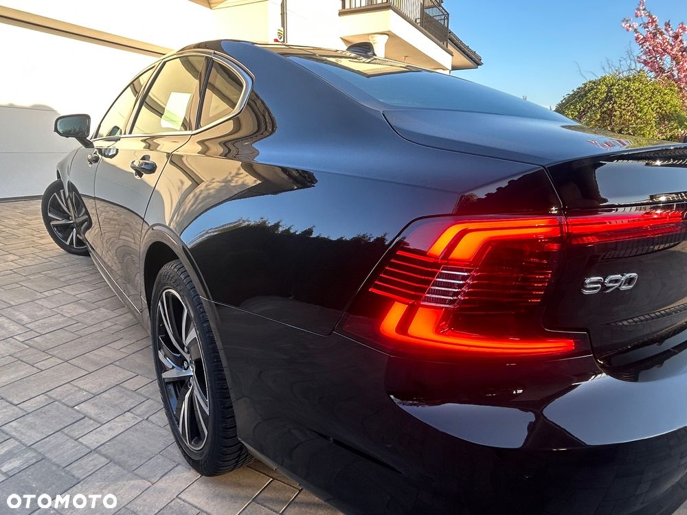 Volvo S90 B5 D AWD Geartronic Momentum Pro - 9