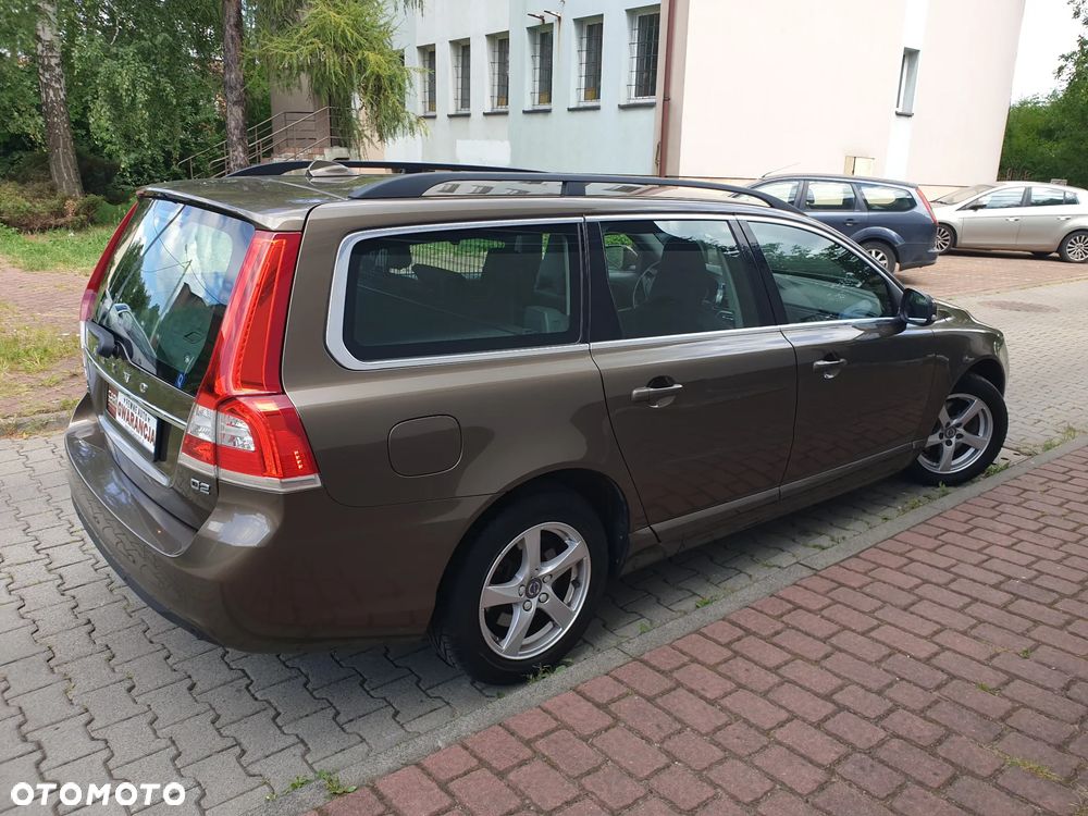 Volvo V70 D2 Linje Classic - 15