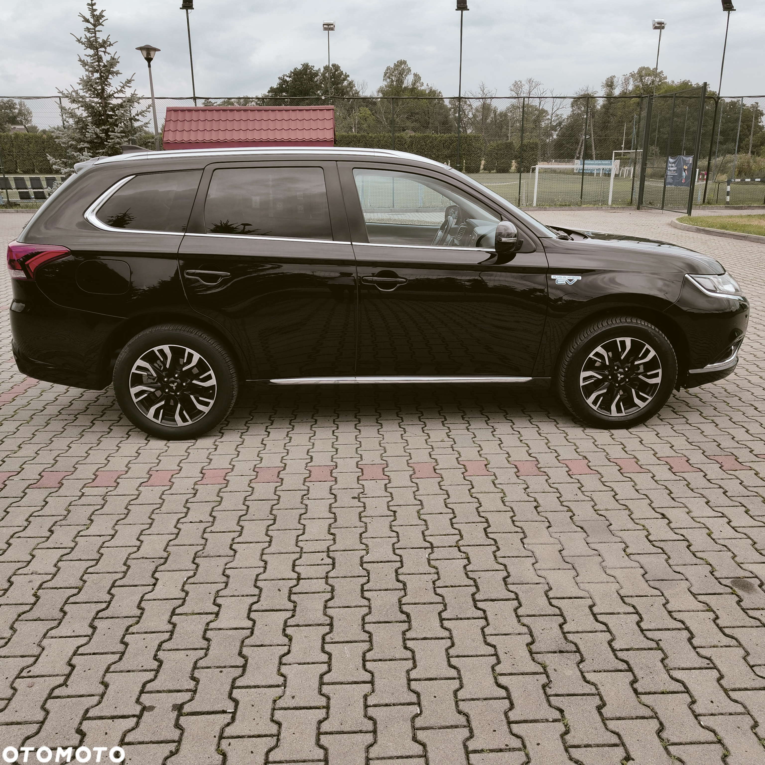 Mitsubishi Outlander - 5