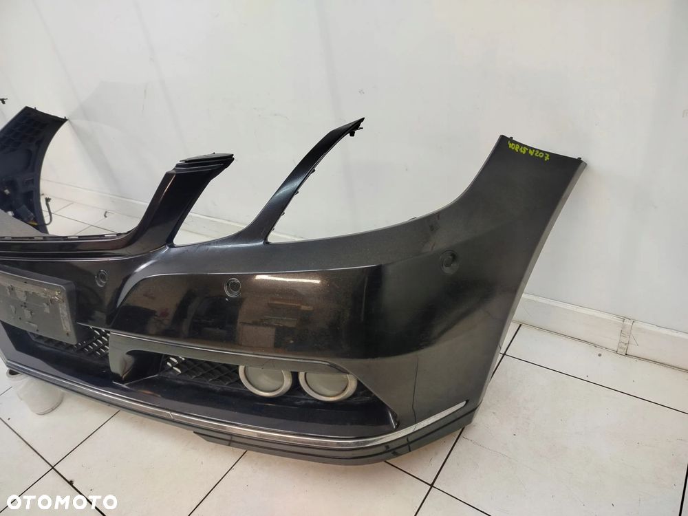 MERCEDES W207 09R- ZDERZAK PRZÓD PRZEDNI 6X PDC 197 - 2