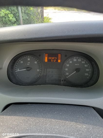 Opel Vivaro L1H1 2.7t - 11