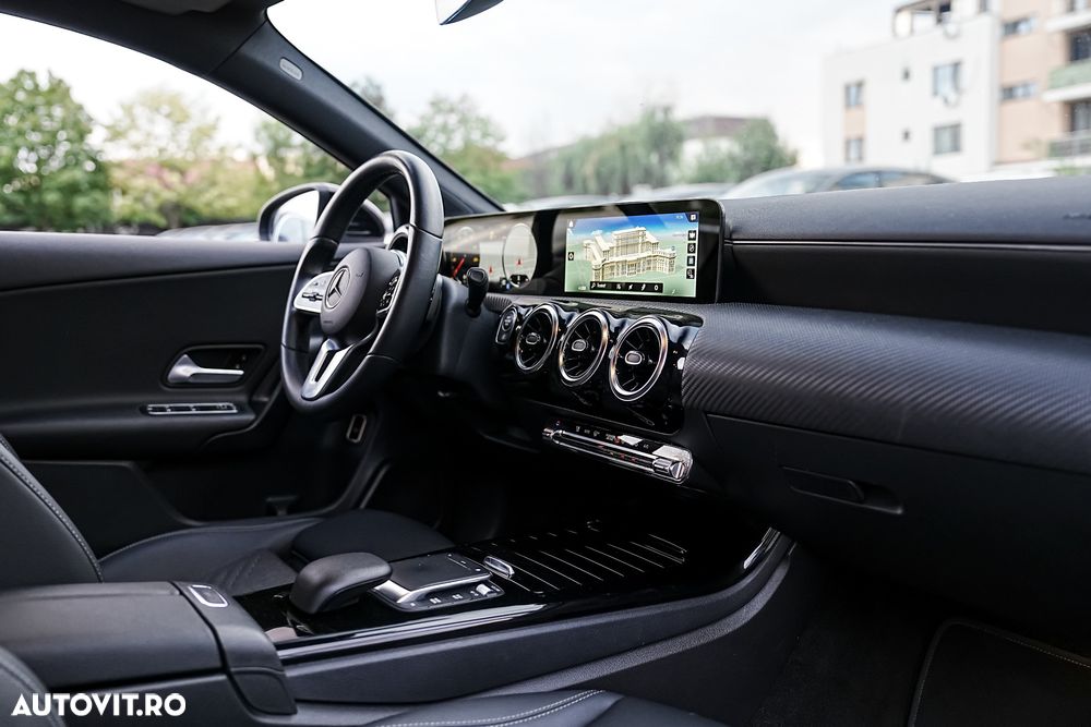 Mercedes-Benz A 180 Sedan 7G-DCT Style - 14