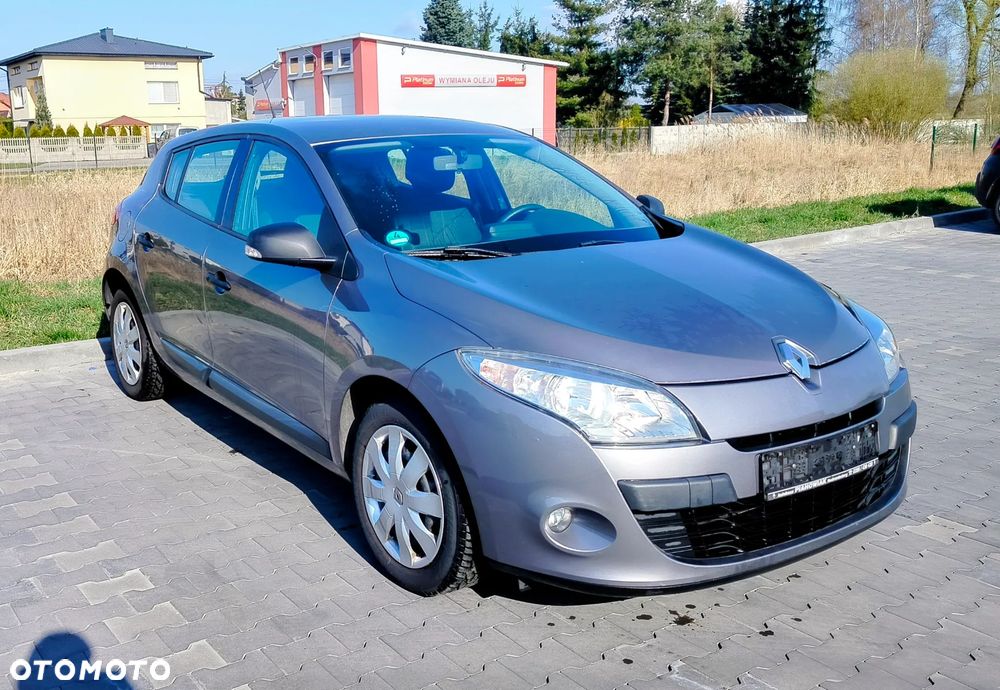 Renault Megane 1.6 16V 100 TomTom Edition - 2