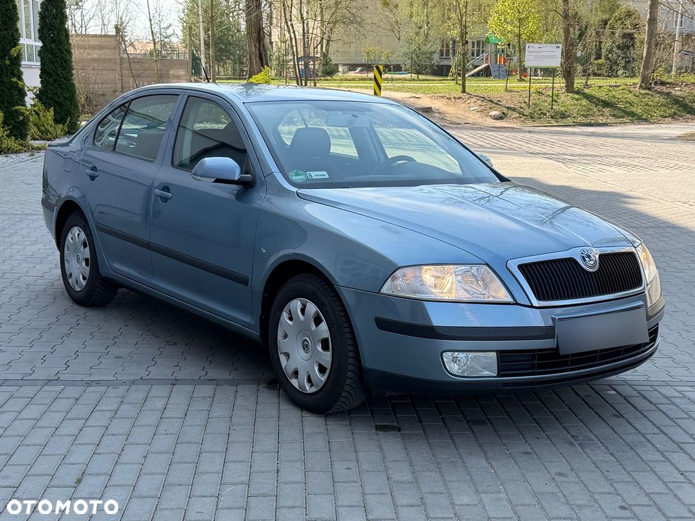 Skoda Octavia 1.6 Style - 8