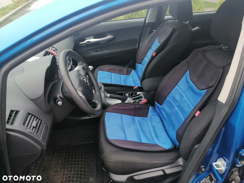 Toyota Auris 1.33 Dual-VVT-i START Edition - 14