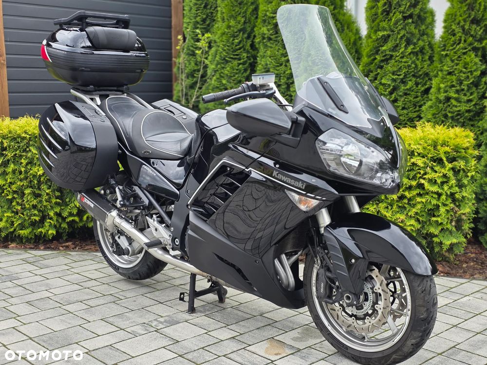Kawasaki GTR - 1