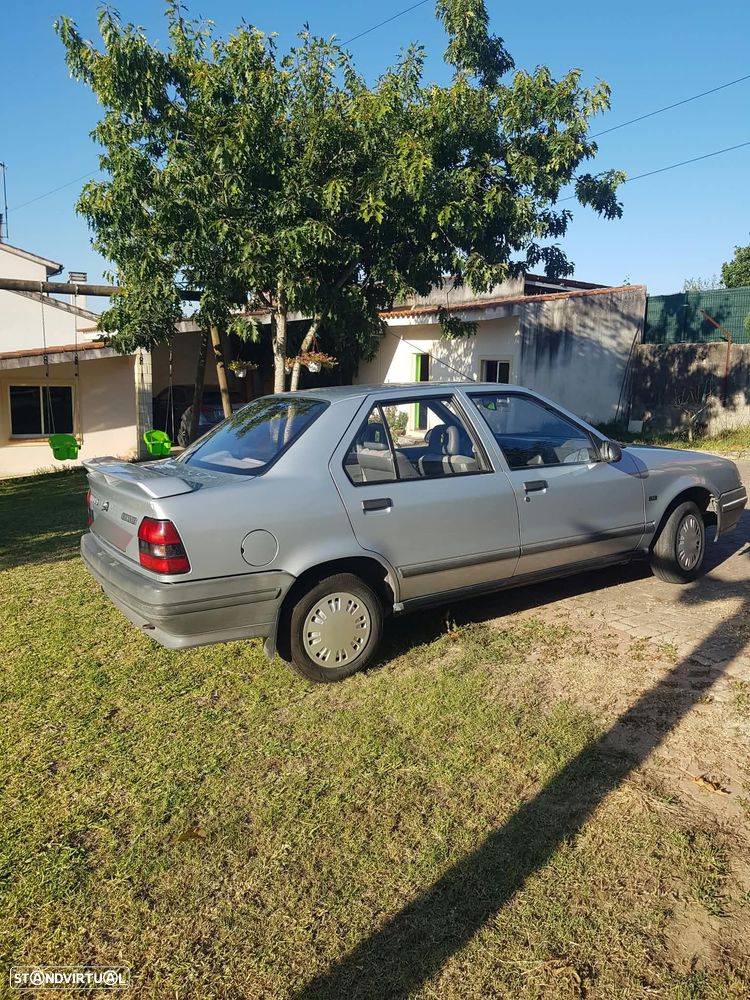 Renault 19 - 11