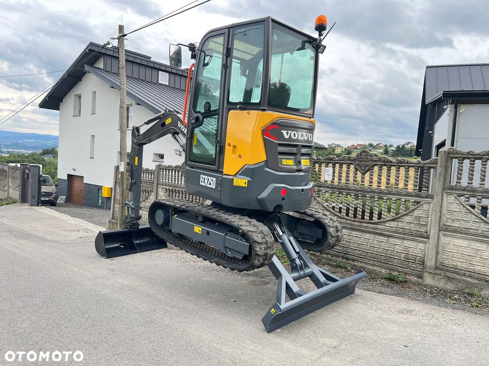 Volvo ECR25D | Minikoparka VOLVO ECR25 | Zerowy Obrys | Mini Koparka 3 Tony |Waga 2,5 Tony | Tylko 2700 MTG | Sprowadzona | Stan IDEALNY | - 16