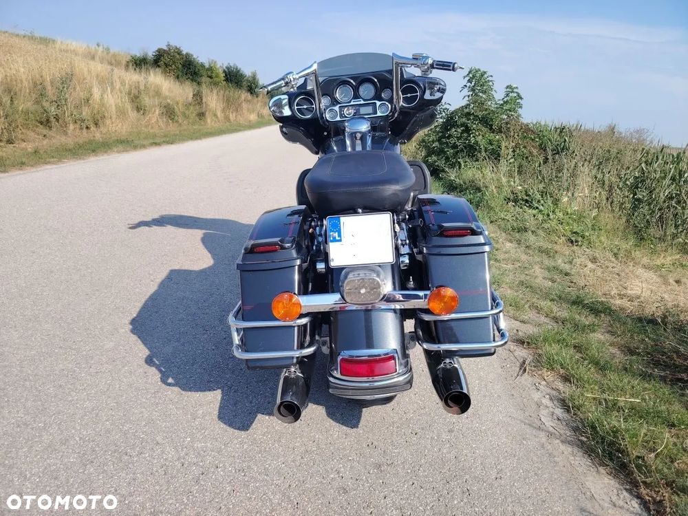 Harley-Davidson FLHTCU Ultra - 4