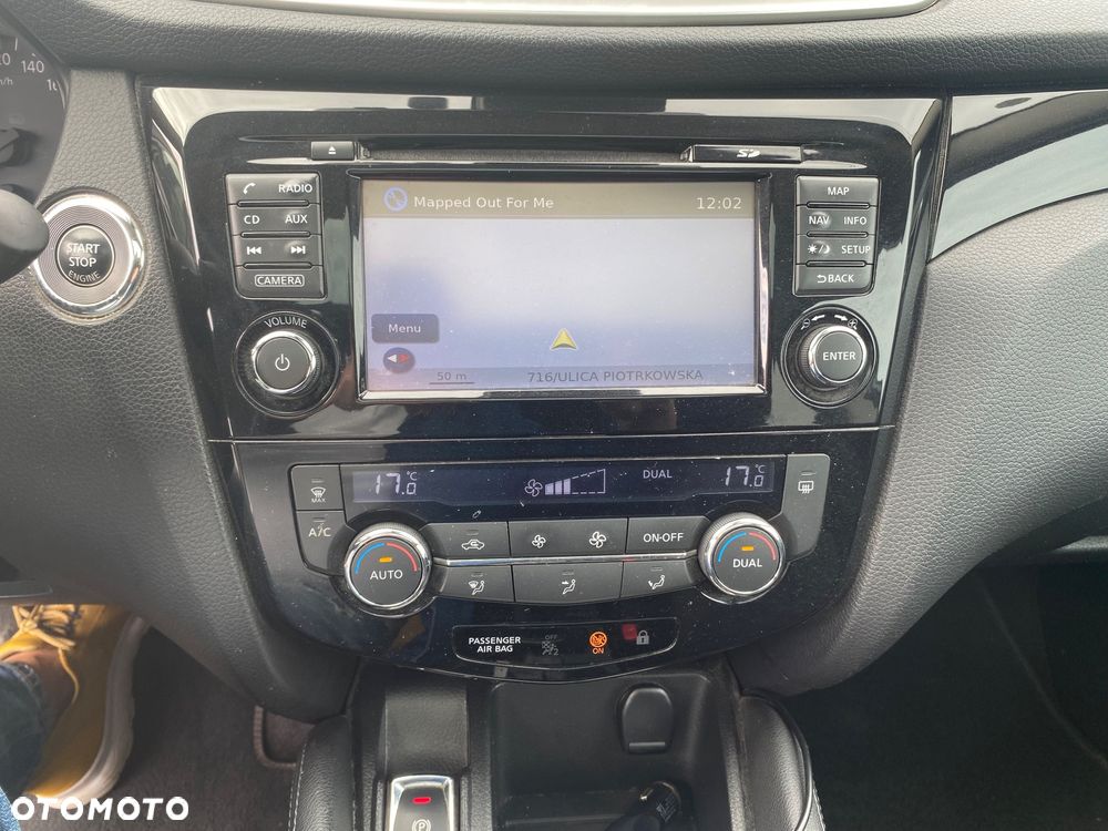 Nissan Qashqai 1.6 DIG-T N-Connecta - 36