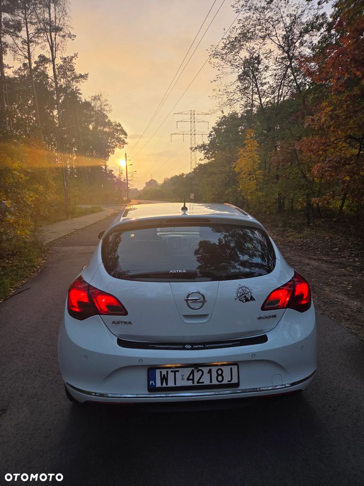 Opel Astra - 2