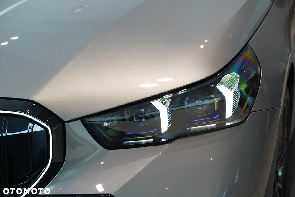 BMW Seria 5 520d xDrive mHEV M Sport - 15