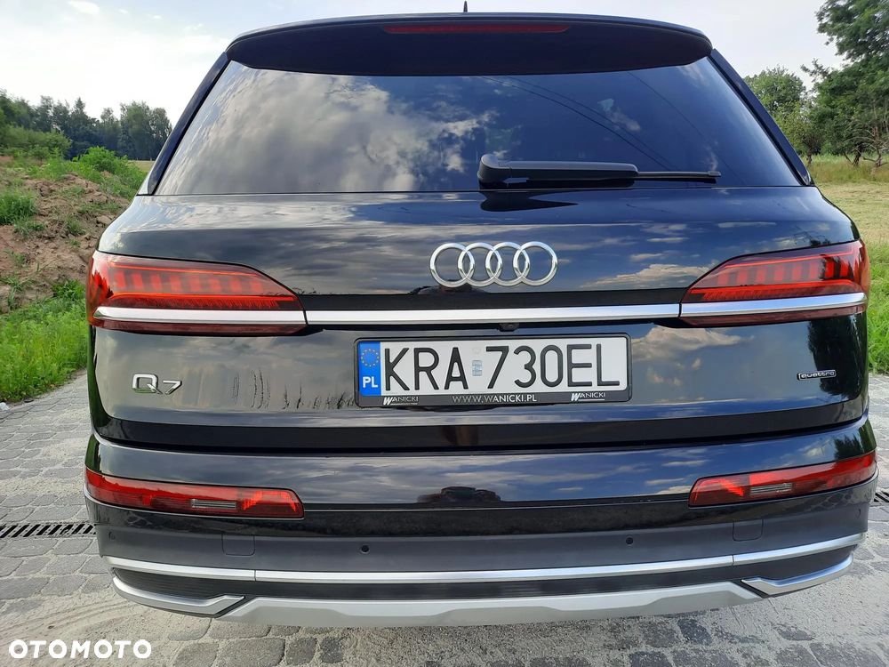 Audi Q7 - 11