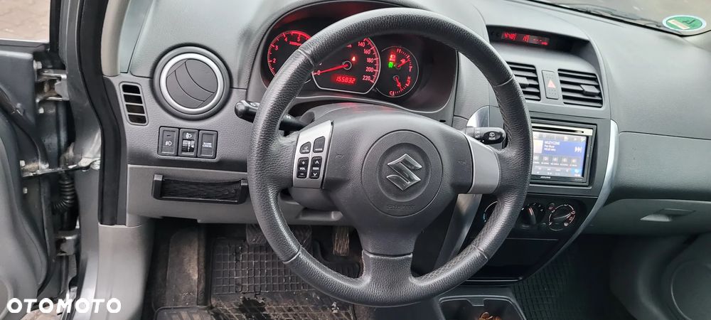 Suzuki SX4 1.9 DDiS DPF 4x4 Club - 15