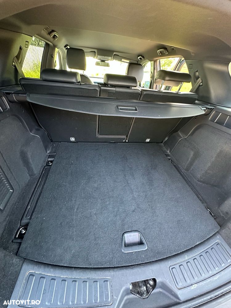 Land Rover Discovery Sport - 23