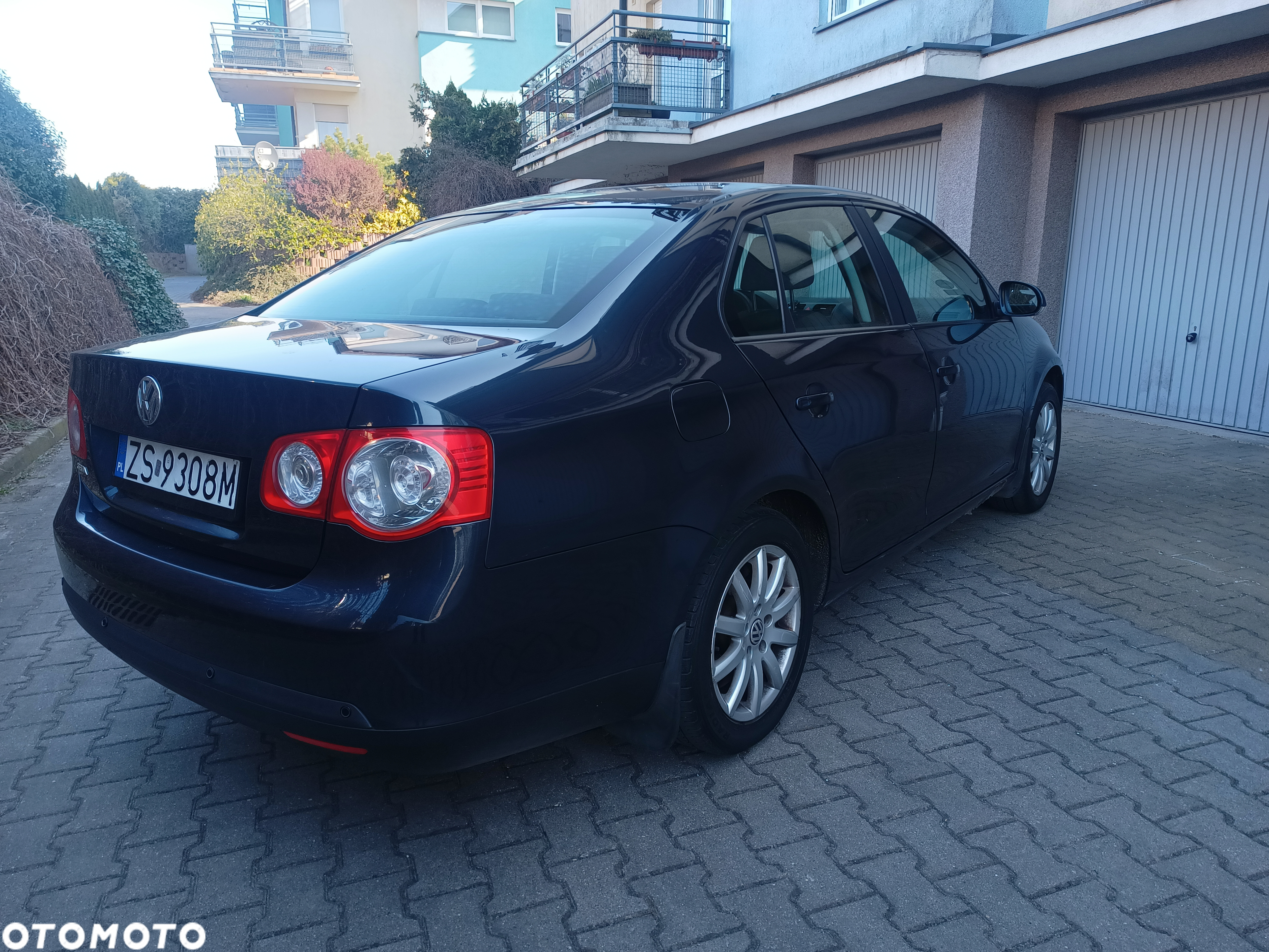 Volkswagen Jetta 1.6 Comfortline - 7