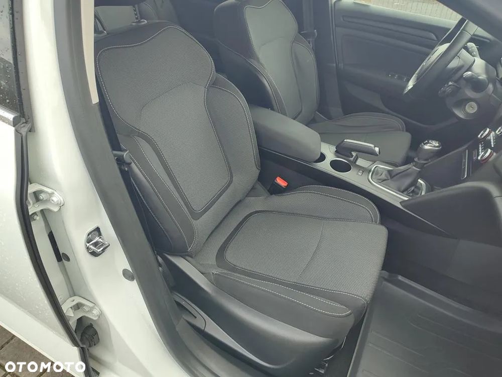 Renault Megane 1.5 Blue dCi Business - 14