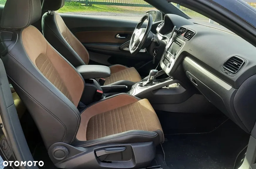 Volkswagen Scirocco 2.0 TSI DSG - 10