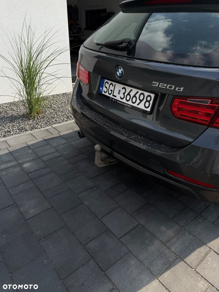 BMW Seria 3 - 12