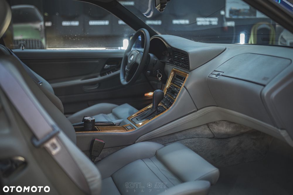 BMW Seria 8 850 Ci - 12