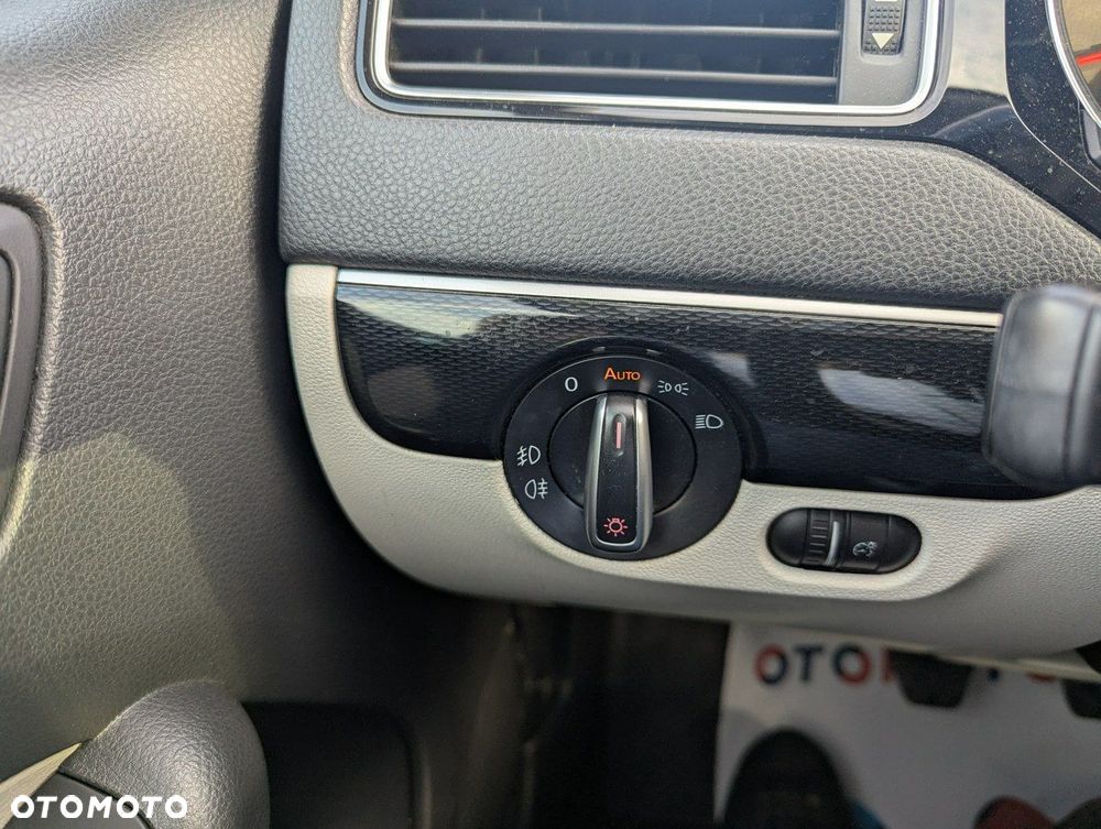 Volkswagen Jetta 1.4 TSI BMT Highline - 17