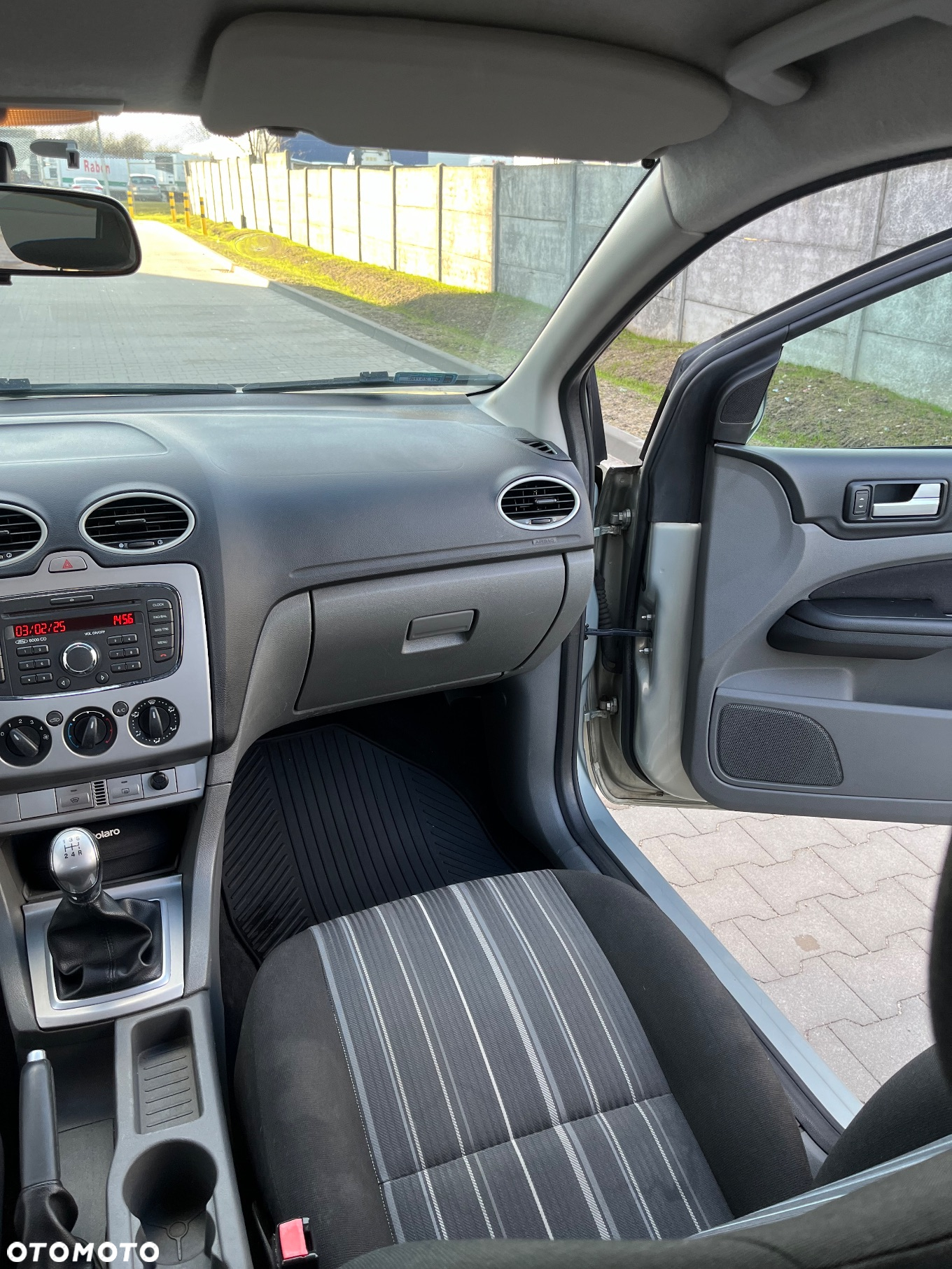 Ford Focus - 30