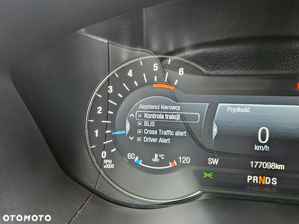 Ford Mondeo 2.0 TDCi Titanium PowerShift - 24