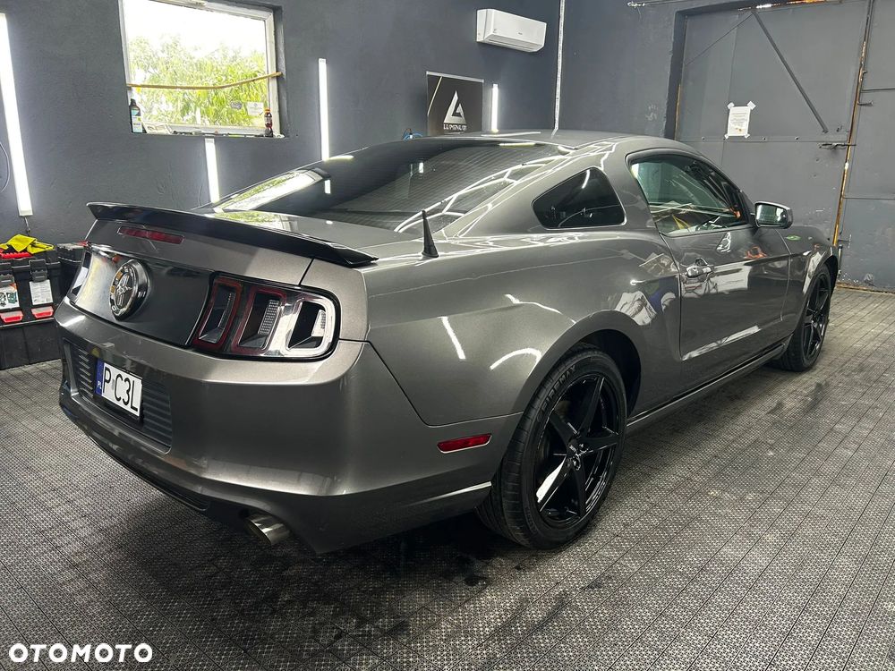 Ford Mustang 3.7 V6 - 5