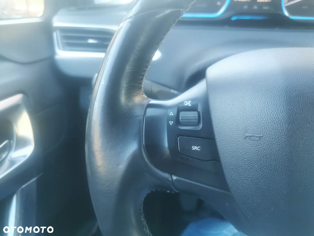 Peugeot 2008 e-HDi FAP 115 STOP & START Allure - 14