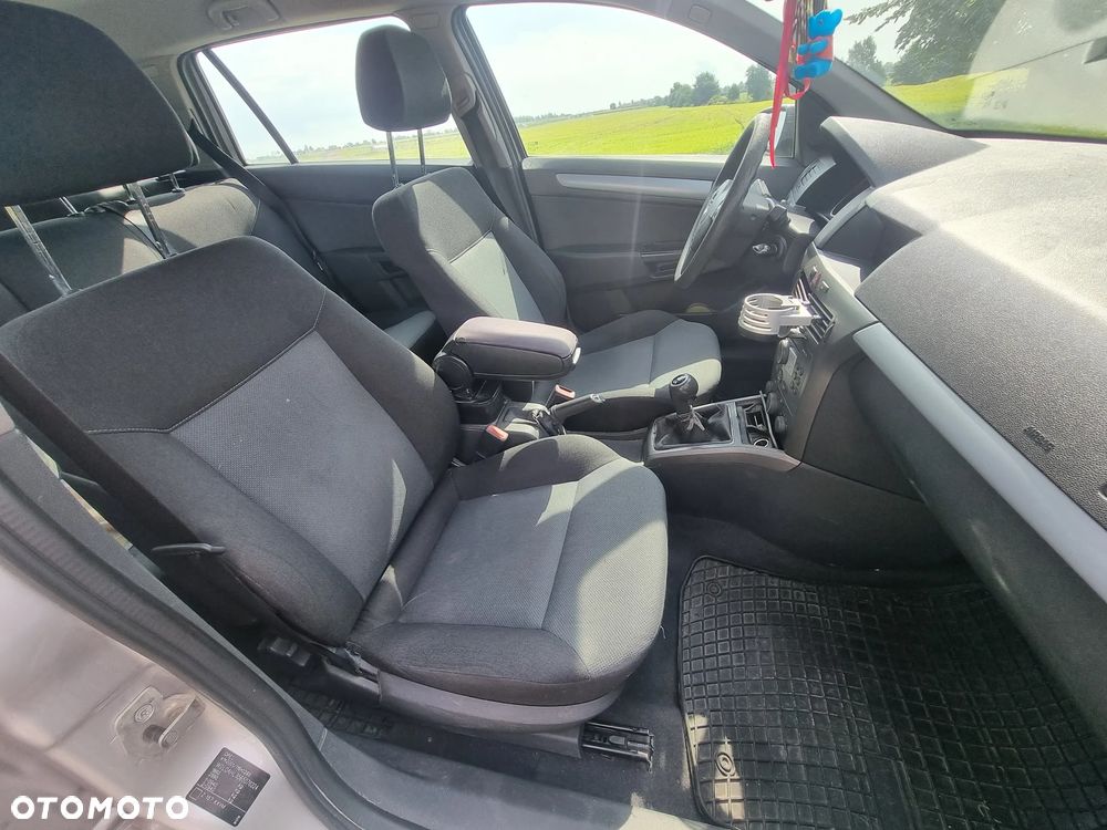 Opel Astra 1.6 - 11