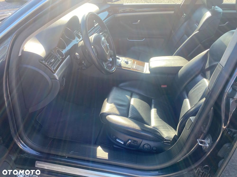 Audi A8 3.0 TDI DPF quattro - 16