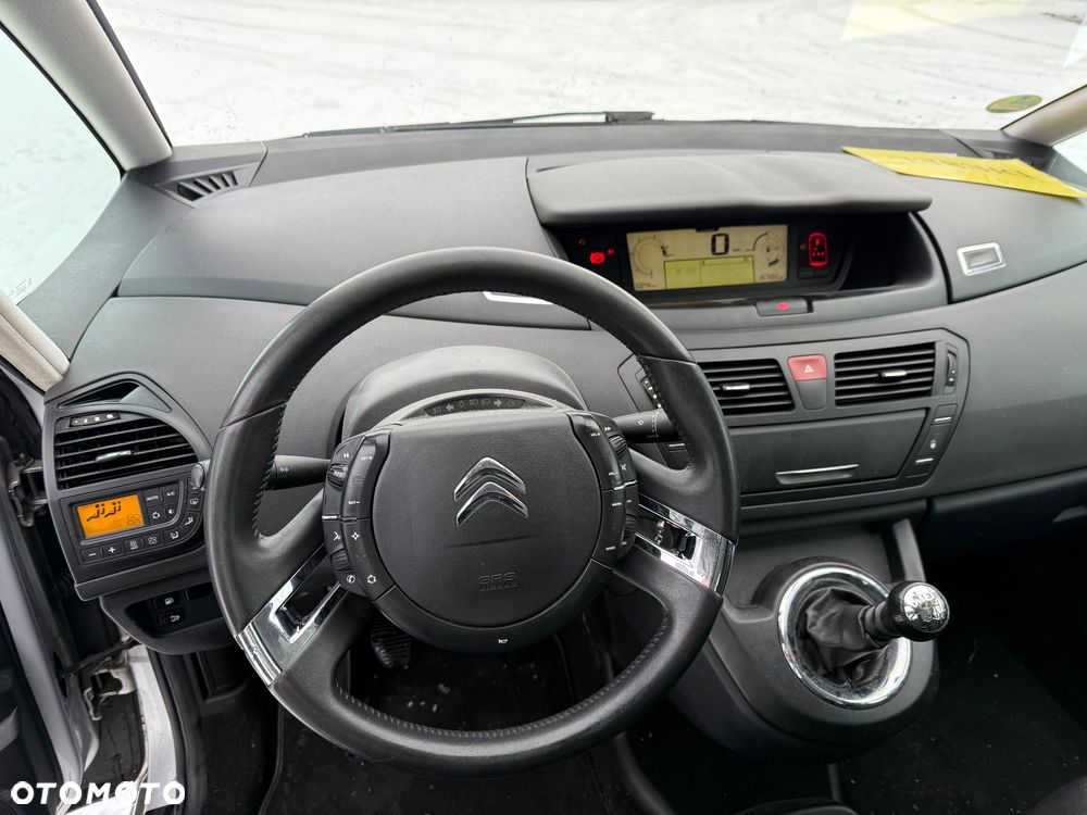 Citroën C4 Picasso - 16