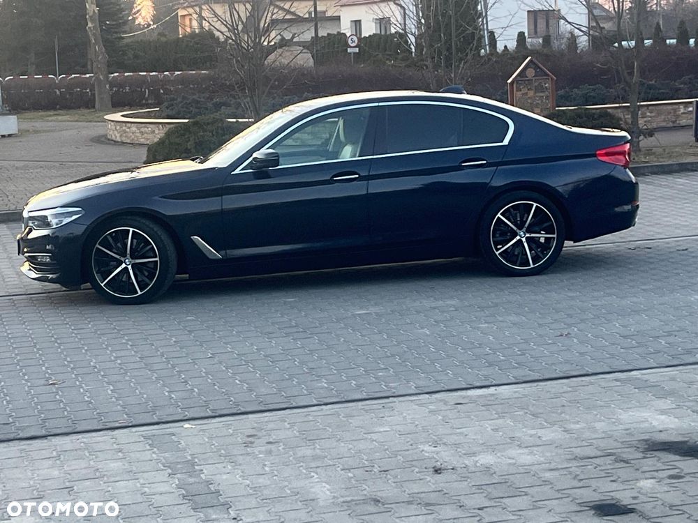 BMW Seria 5 520d xDrive Luxury Line - 24