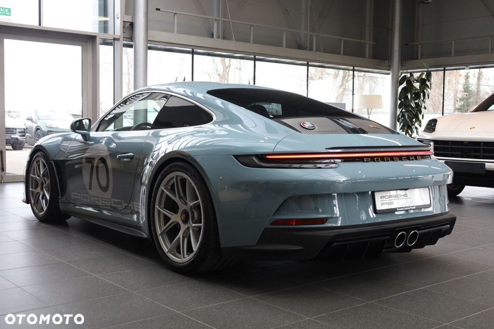 Porsche 911 S/T - 5