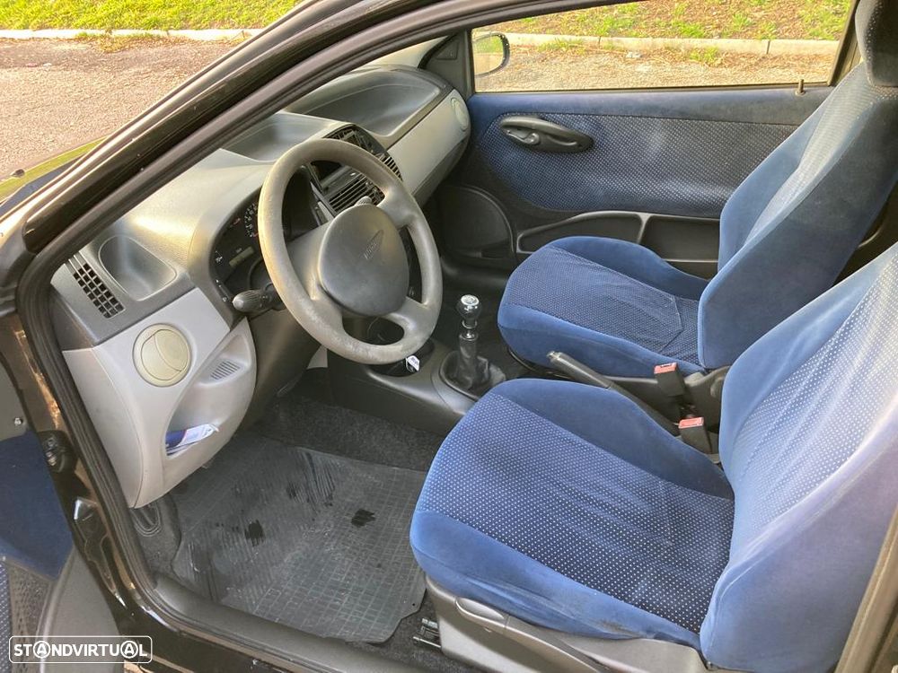 Fiat Punto - 5
