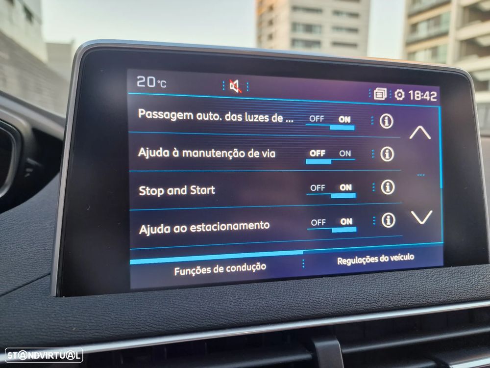 Peugeot 3008 PureTech 130 Stop & Start GPF Allure - 37
