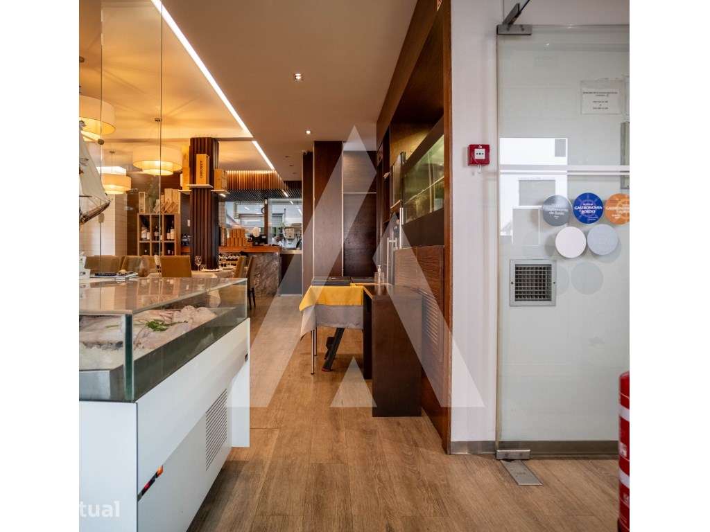 Vende-se restaurante de referência na Praia da Costa Nova, com apar... - Grande imagem: 5/42